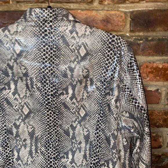Amanda Smith Faux Snakeskin Button Down Motorocycle Jacket Women's Size 10 - Picture 8 of 8